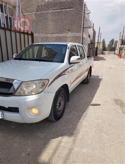 تويوتا هايلوكس